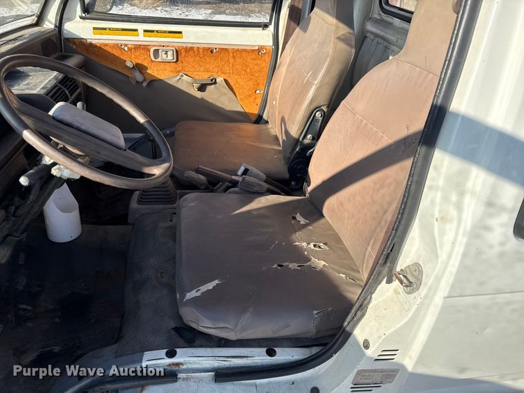 image for item DY8437 1996 Datsuo mini truck