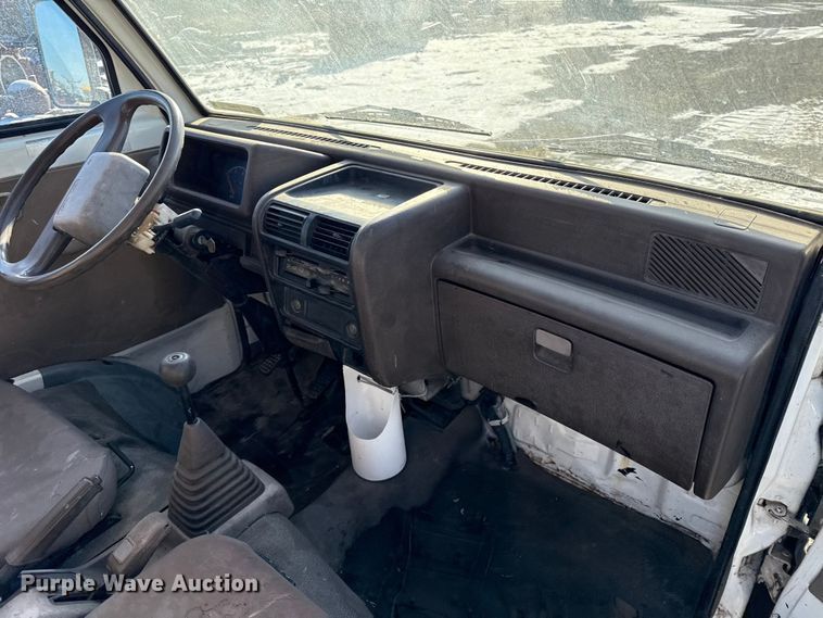 image for item DY8437 1996 Datsuo mini truck