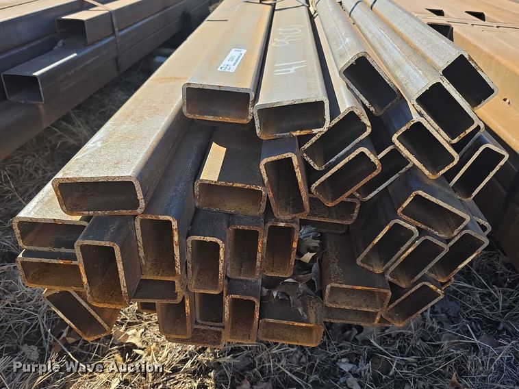 image for item DZ3913 (41) pieces of tubing