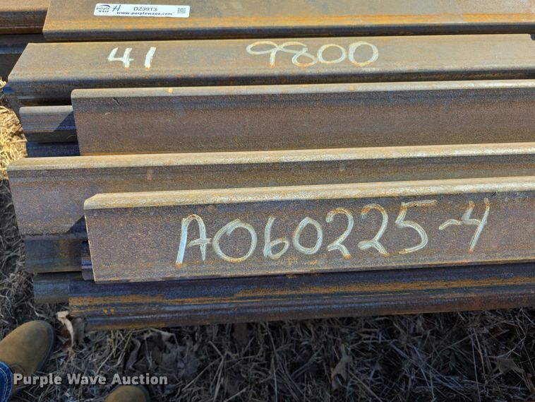 image for item DZ3913 (41) pieces of tubing