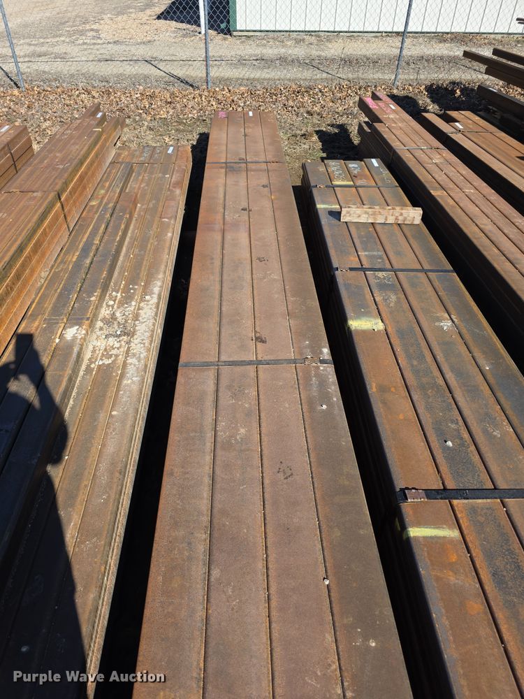 image for item DZ3927 (16) pieces of tubing