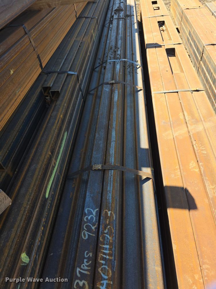 image for item DZ3931 (37) pieces of tubing