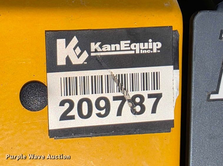 image for item DZ3940 Walker  MB27I17 ZTR lawn mower