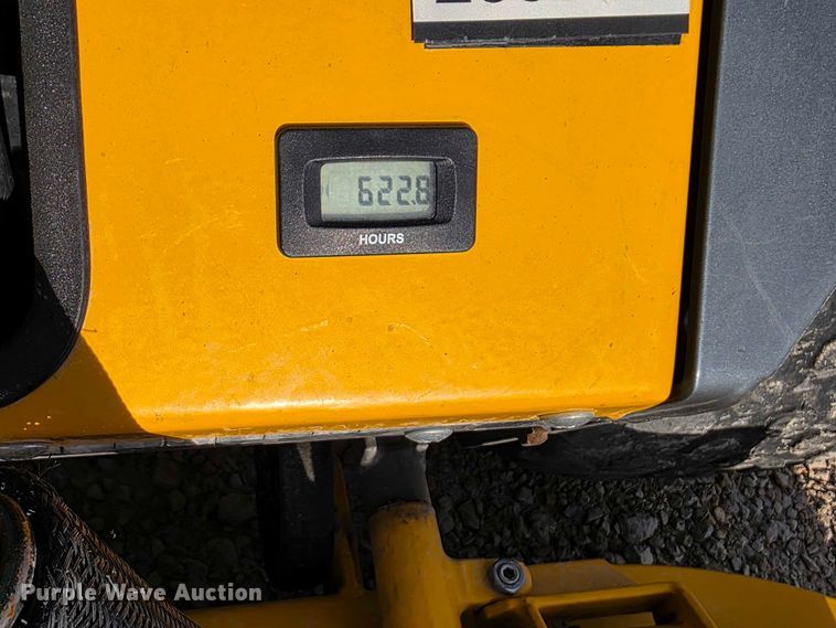 image for item DZ3940 Walker  MB27I17 ZTR lawn mower