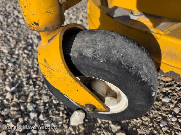 image for item DZ3940 Walker  MB27I17 ZTR lawn mower