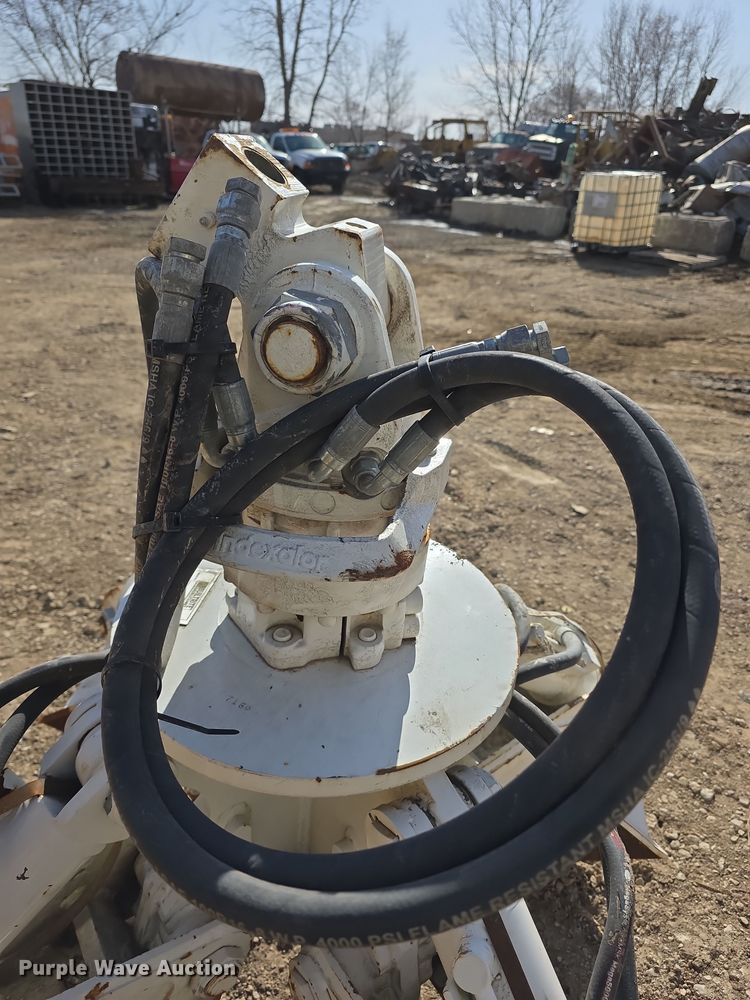 image for item DZ3942 Builtrite scrap grapple