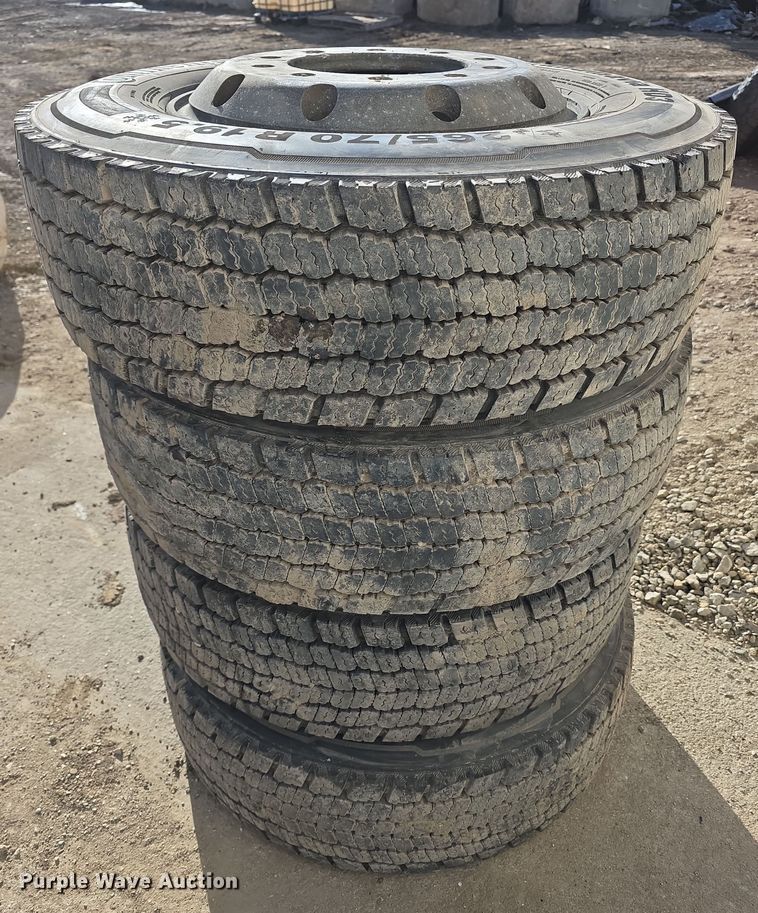 image for item DZ3943 (4) Continental 265/70R19.5 tires and wheels