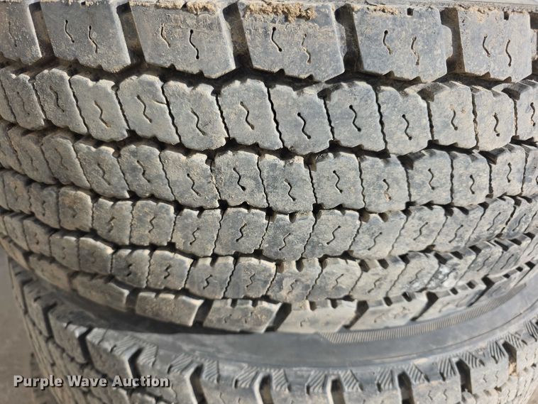 image for item DZ3943 (4) Continental 265/70R19.5 tires and wheels