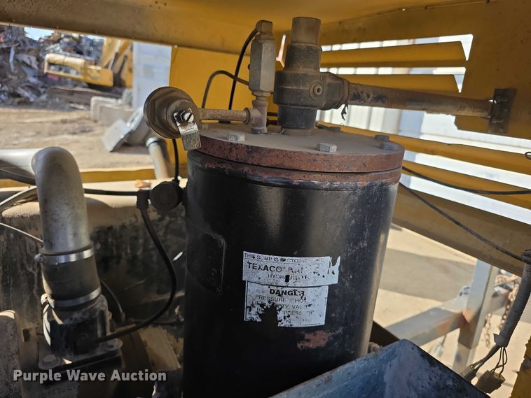 image for item DZ3944 Sullivan-Palatek D185Q air compressor