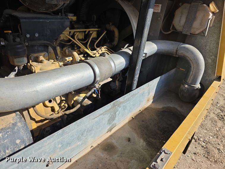 image for item DZ3944 Sullivan-Palatek D185Q air compressor