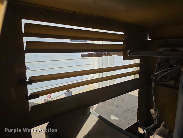 image for item DZ3944 Sullivan-Palatek D185Q air compressor