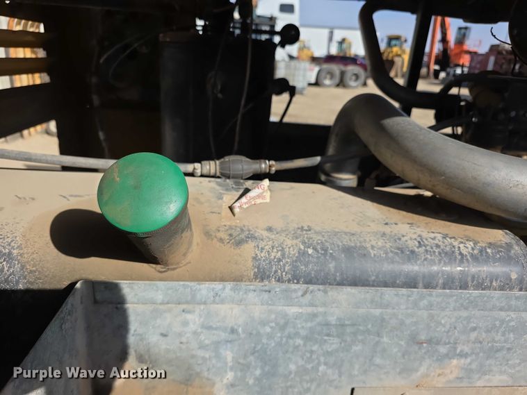 image for item DZ3944 Sullivan-Palatek D185Q air compressor