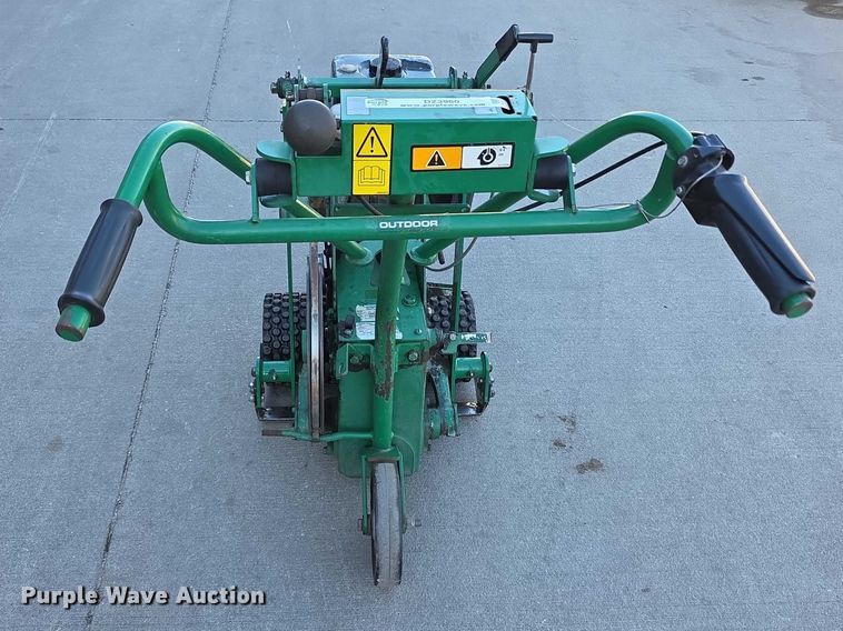 image for item DZ3960 2001 Ryan Jr sod cutter