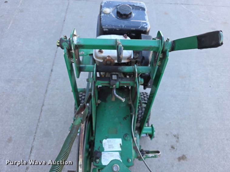 image for item DZ3960 2001 Ryan Jr sod cutter