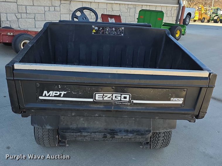 image for item DZ3961 2004 EZ GO  MPT 1200 golf cart
