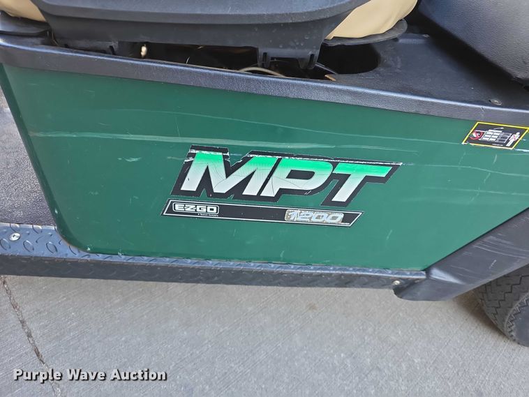 image for item DZ3961 2004 EZ GO  MPT 1200 golf cart