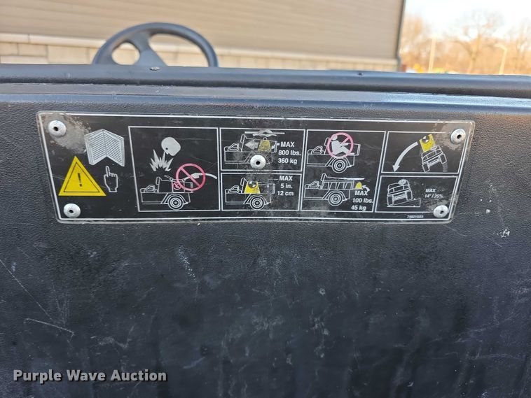 image for item DZ3961 2004 EZ GO  MPT 1200 golf cart