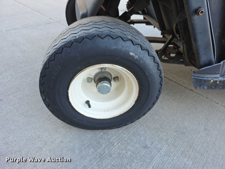 image for item DZ3961 2004 EZ GO  MPT 1200 golf cart