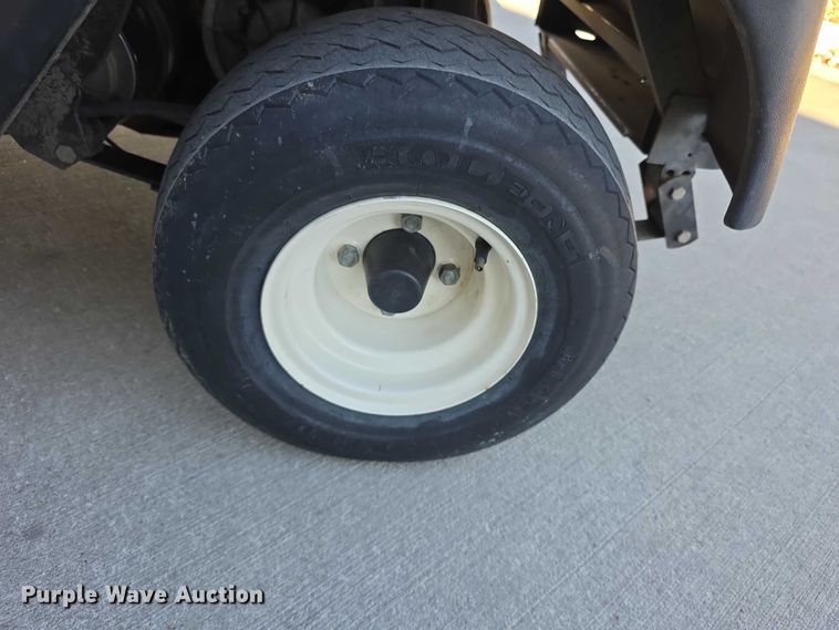 image for item DZ3961 2004 EZ GO  MPT 1200 golf cart