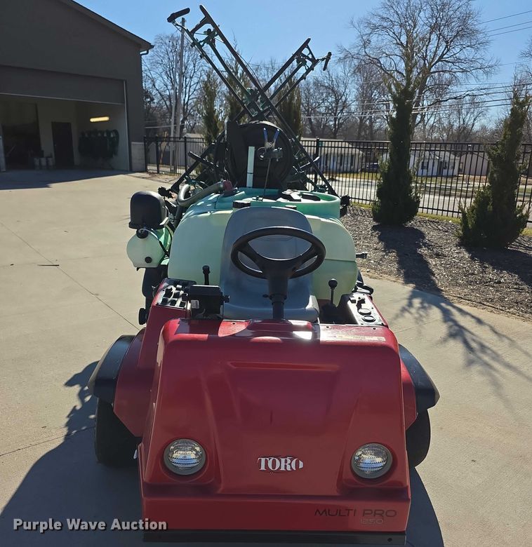 image for item DZ3963 2010 Toro turf sprayer