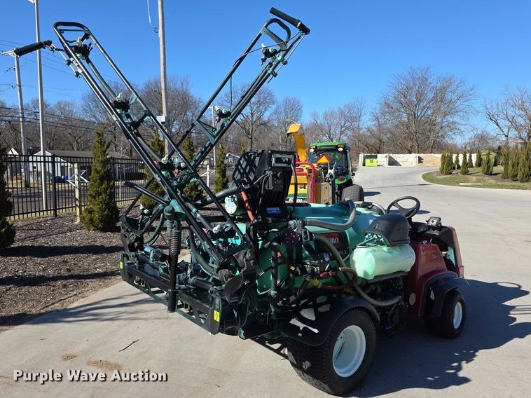 image for item DZ3963 2010 Toro turf sprayer