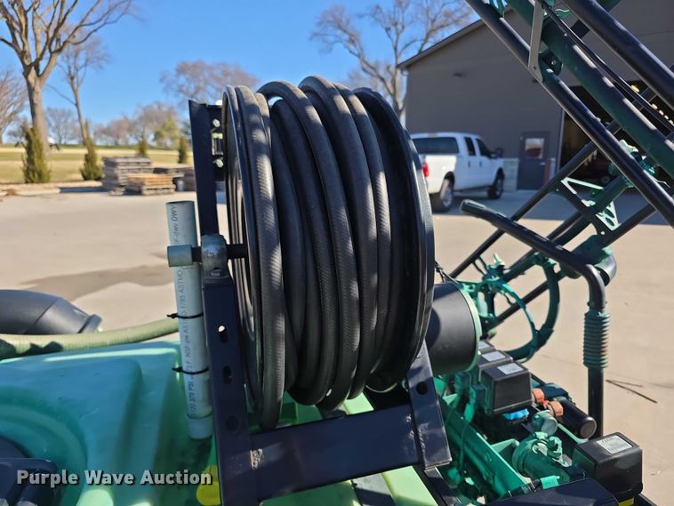 image for item DZ3963 2010 Toro turf sprayer