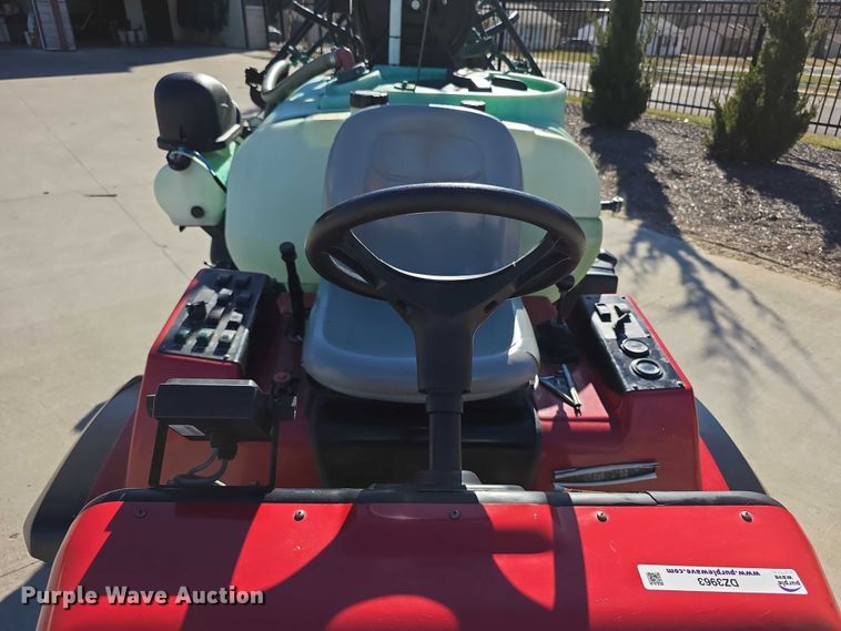 image for item DZ3963 2010 Toro turf sprayer