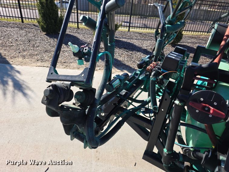 image for item DZ3963 2010 Toro turf sprayer