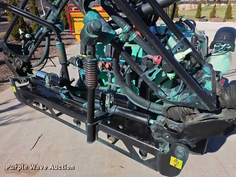 image for item DZ3963 2010 Toro turf sprayer