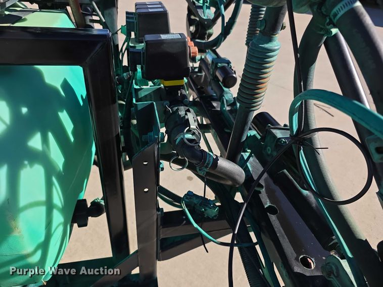 image for item DZ3963 2010 Toro turf sprayer