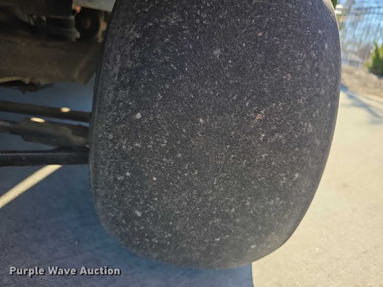 image for item DZ3963 2010 Toro turf sprayer