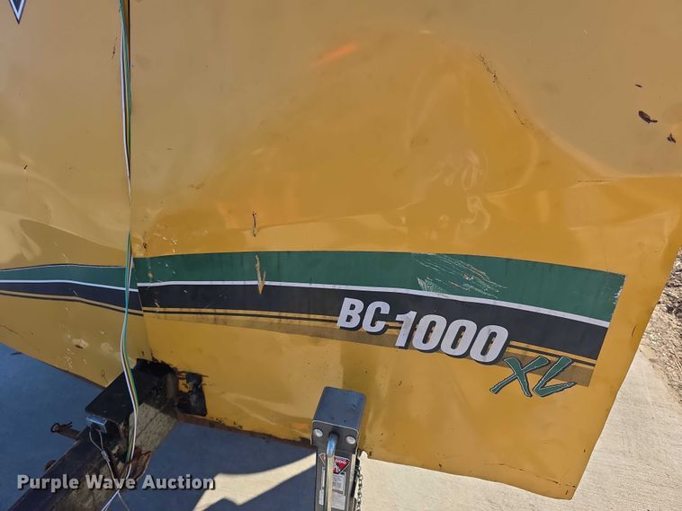 image for item DZ3964 Vermeer BC1000 XL Chipper wood chipper