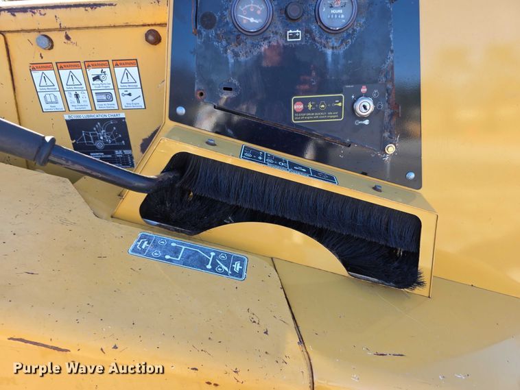 image for item DZ3964 Vermeer BC1000 XL Chipper wood chipper