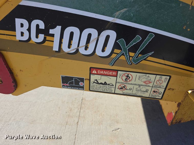 image for item DZ3964 Vermeer BC1000 XL Chipper wood chipper