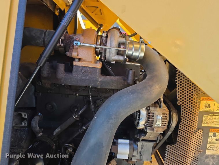 image for item DZ3964 Vermeer BC1000 XL Chipper wood chipper