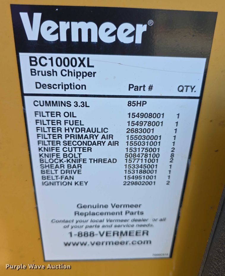 image for item DZ3964 Vermeer BC1000 XL Chipper wood chipper