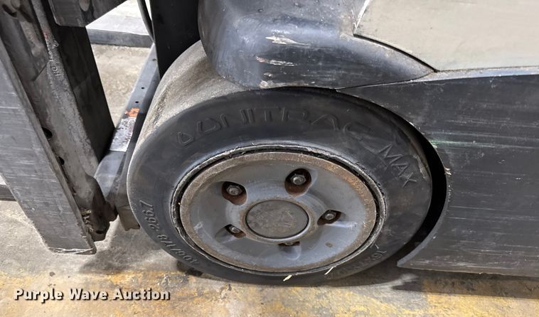 image for item DZ4334 Crown RC5545-40 forklift