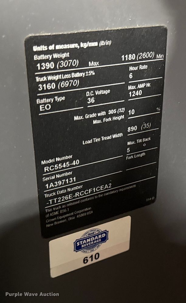 image for item DZ4334 Crown RC5545-40 forklift