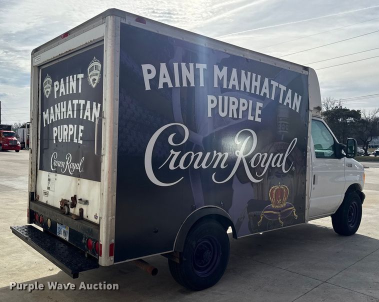 image for item DZ4337 2005 Ford E350 Super Duty box truck