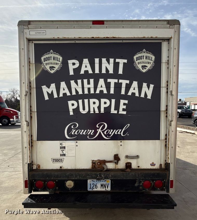 image for item DZ4337 2005 Ford E350 Super Duty box truck