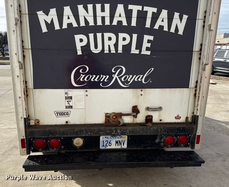 image for item DZ4337 2005 Ford E350 Super Duty box truck