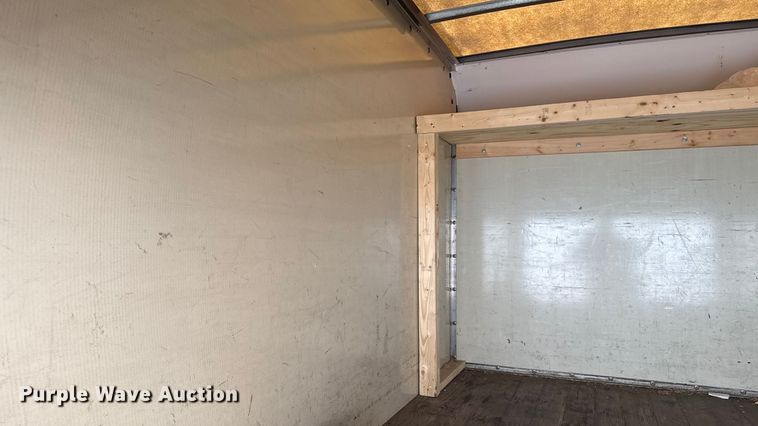 image for item DZ4337 2005 Ford E350 Super Duty box truck