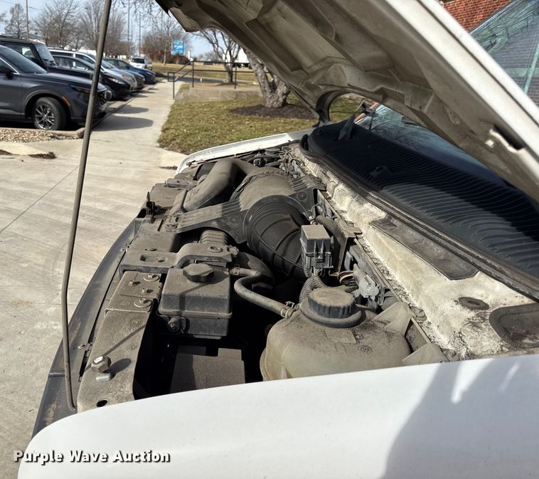 image for item DZ4337 2005 Ford E350 Super Duty box truck