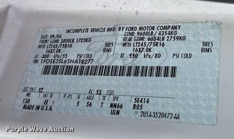 image for item DZ4337 2005 Ford E350 Super Duty box truck