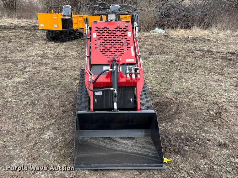 image for item DZ4338 2026 AGT YSRT14 compact utility loader