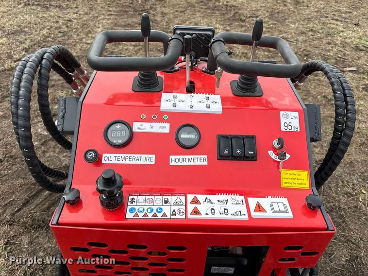 image for item DZ4338 2026 AGT YSRT14 compact utility loader