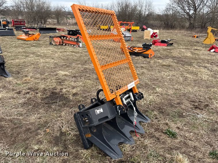 image for item DZ4349 Arteer skid steer winch