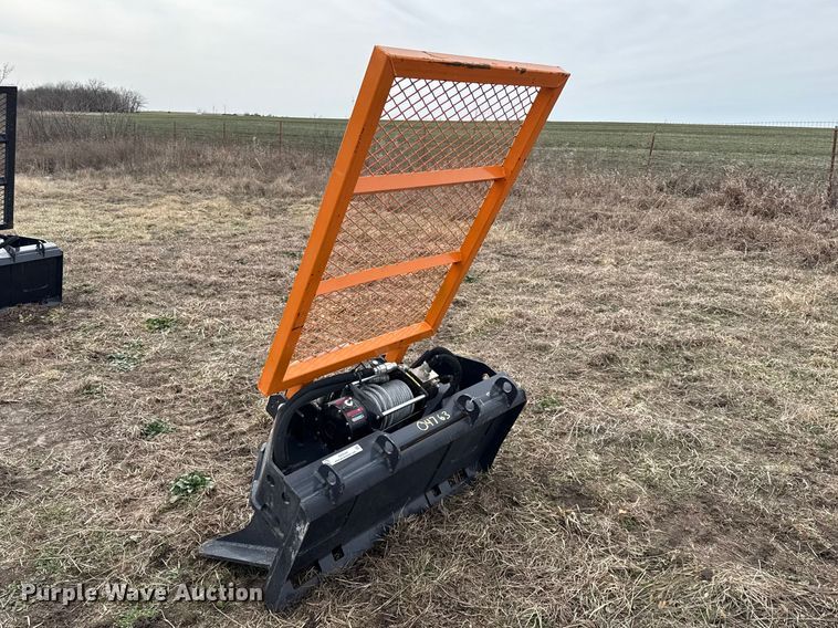 image for item DZ4349 Arteer skid steer winch