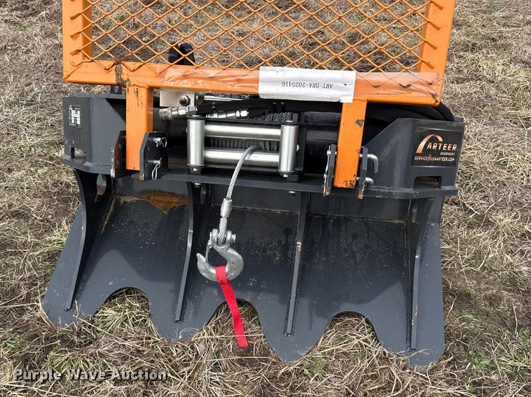 image for item DZ4349 Arteer skid steer winch