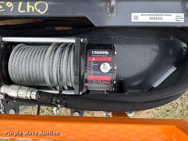 image for item DZ4349 Arteer skid steer winch